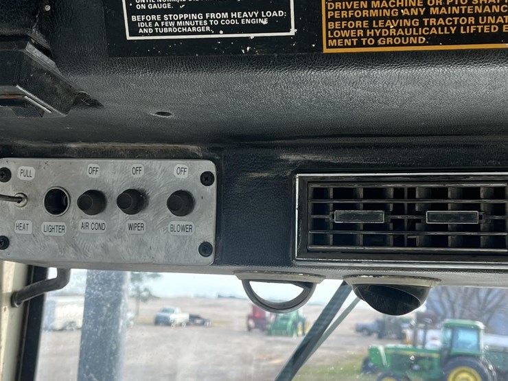 j-i-case-2090-image-9