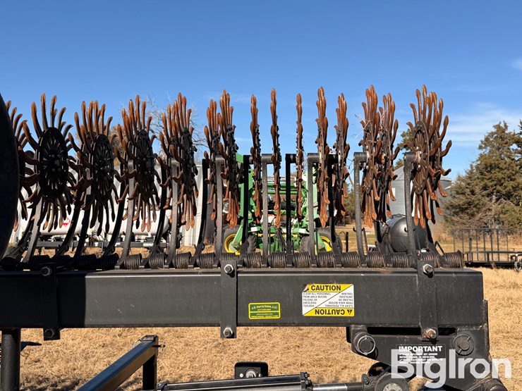 yetter-30'-rotary-hoe-image-20