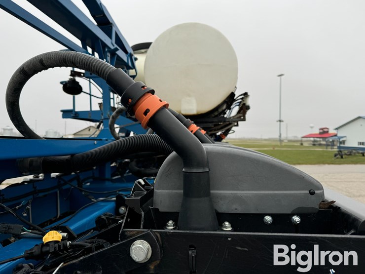 2012-kinze-3660-image-17
