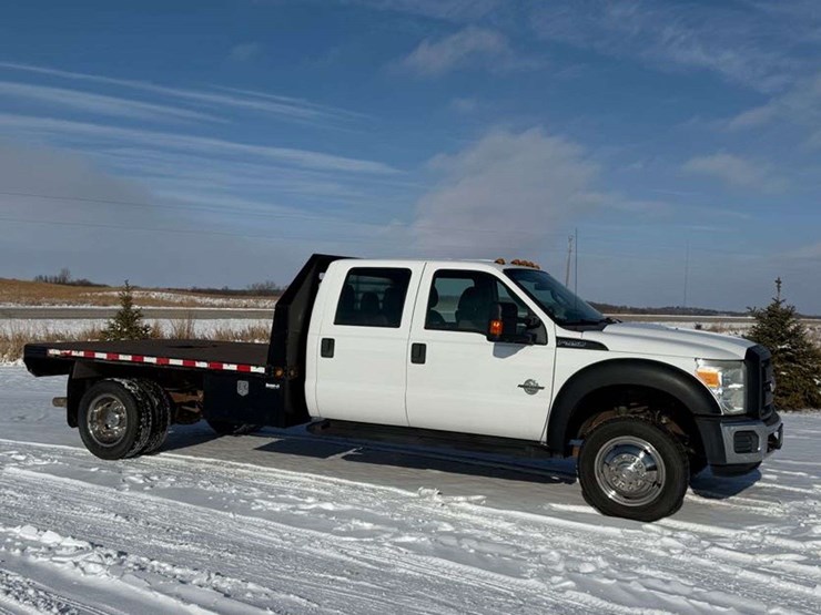 2012-ford-f550-image-3