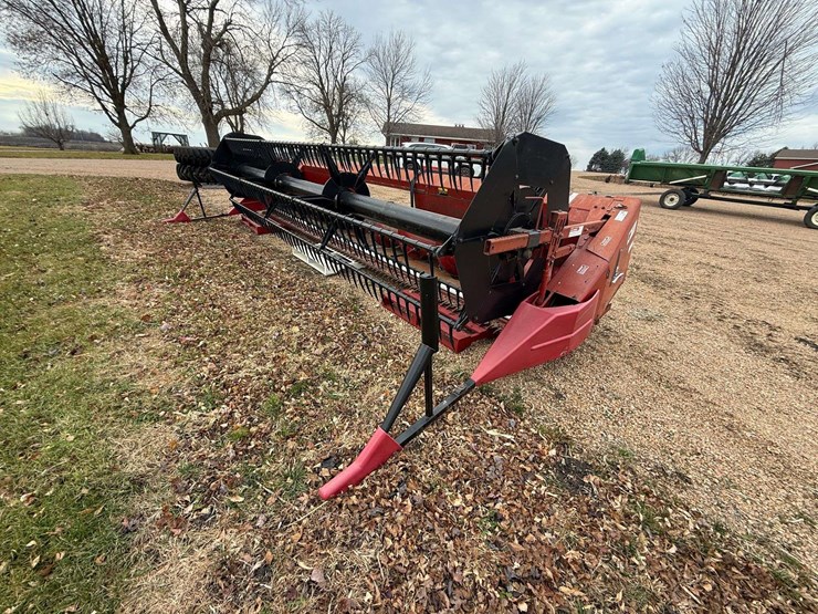 international-820-image-3