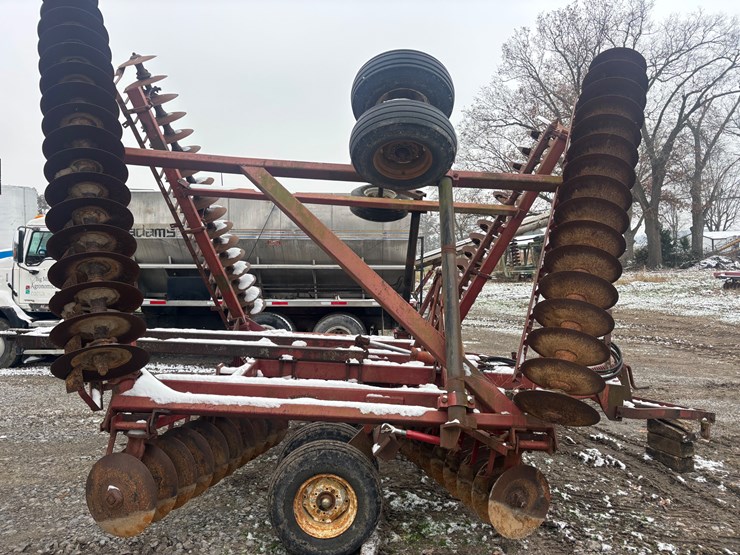 case-ih-490-image-2
