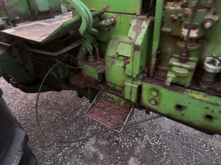 john-deere-4020-image-8