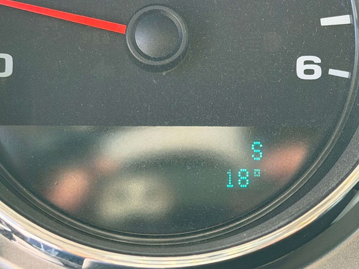 2013-chevrolet-silverado-1500-lt-image-39