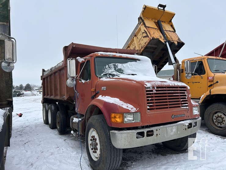 1995-international-4900-image-7