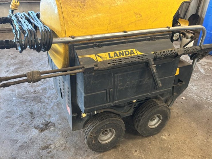 #153-•-landa-hot-water-pressure-washer*-image-6