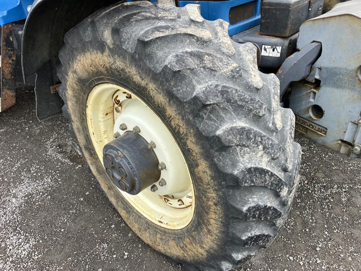 new-holland-8870-image-4