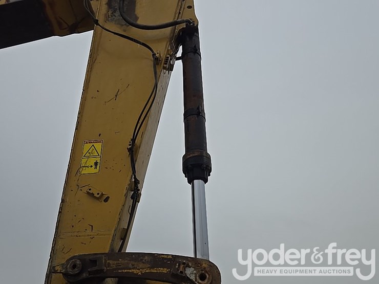 2012-caterpillar-349el-image-54