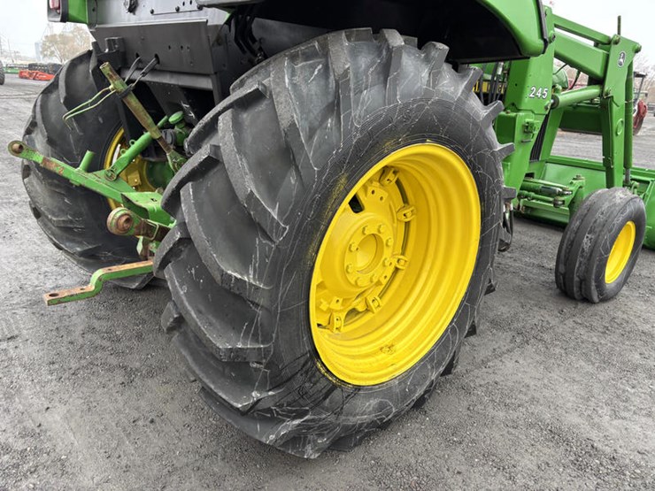 john-deere-2550-image-21
