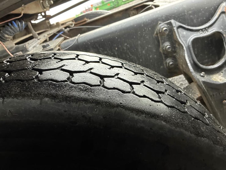 case-ih-8100-image-28