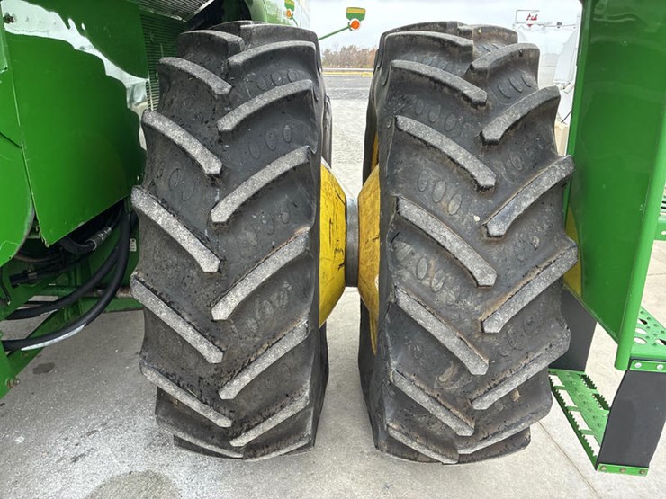 john-deere-2000-image-32