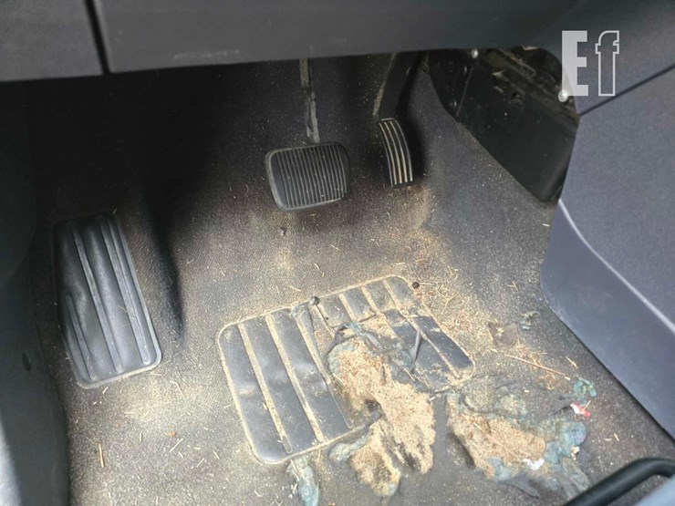 2013-ford-transit-connect-image-18