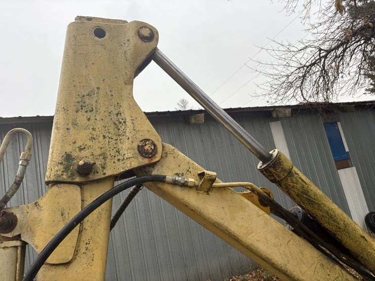 case-ck680-backhoe-tractor,-gas,-80”-bucket,-24”-hoe-bucket,-last-ran-2-years-ago-image-19