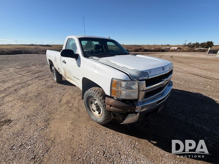 chevrolet-2500hd-image-4