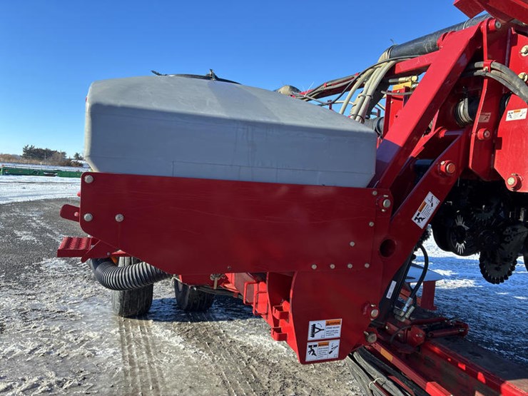 case-ih-1200-image-22