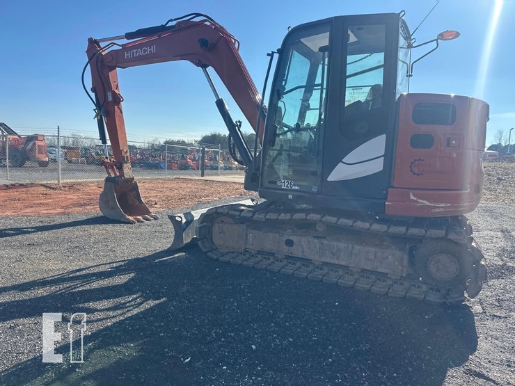 2022-hitachi-zx85usb-5n-image-5