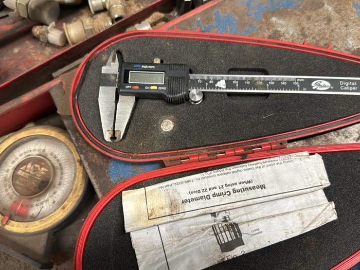 #160-•-snapon-tool-box*-image-39