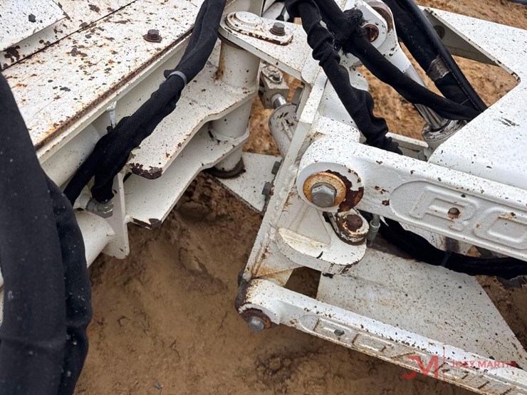 roadtec-fb-100e-sweeper-image-7