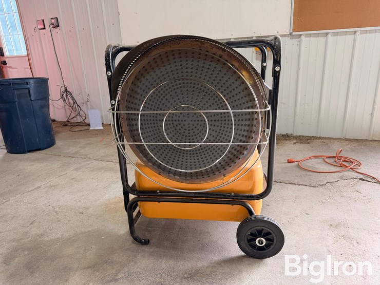 val6-kbe56-infrared-oil-heater-image-2
