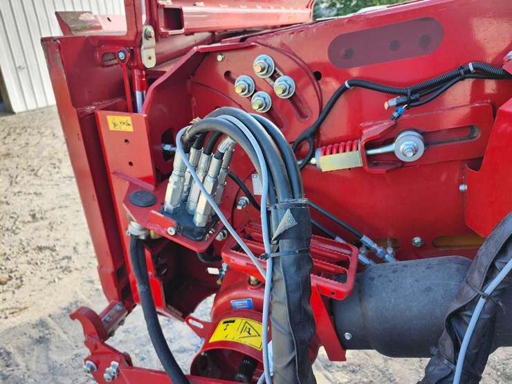 case-ih-8250-image-23