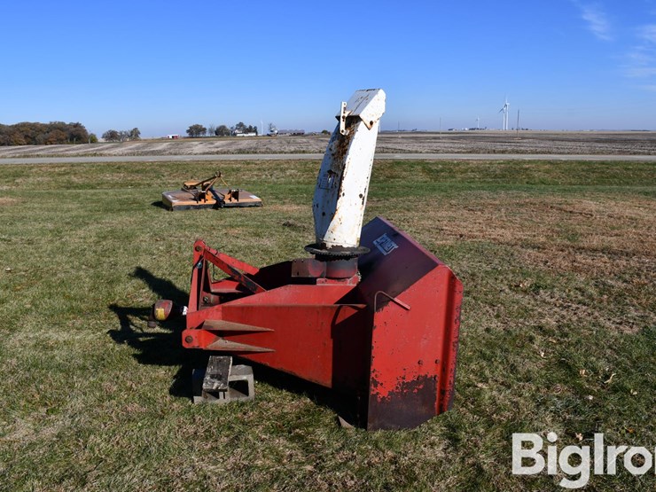 loftness-7'-snow-blower-image-4
