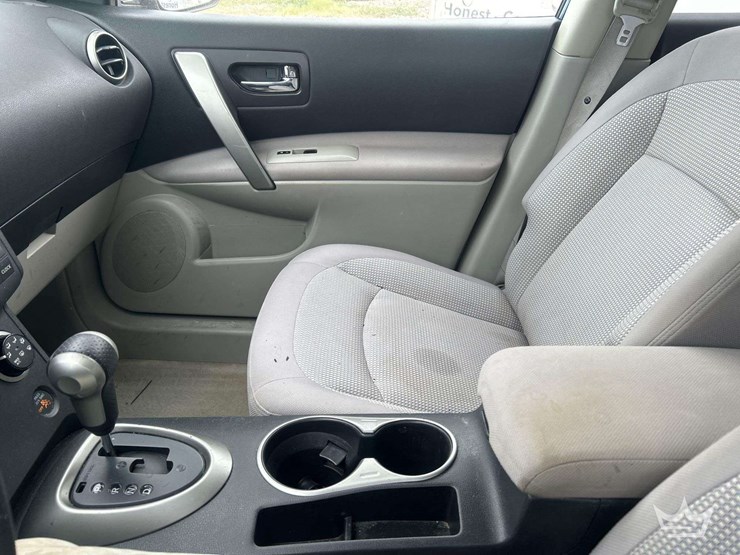 2008-nissan-rogue-image-15