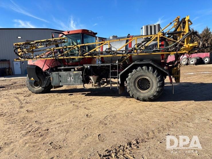 case-ih-titan-3020-image-18