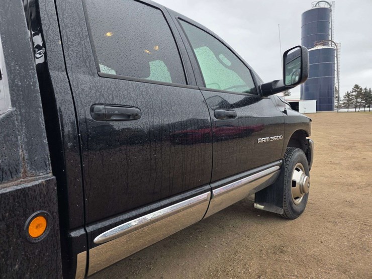 2005-dodge-ram-3500-image-55