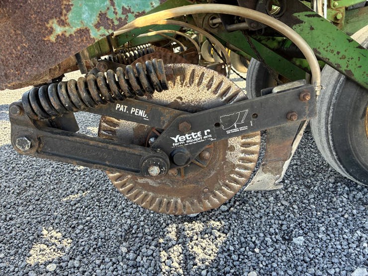 john-deere-7000-image-23