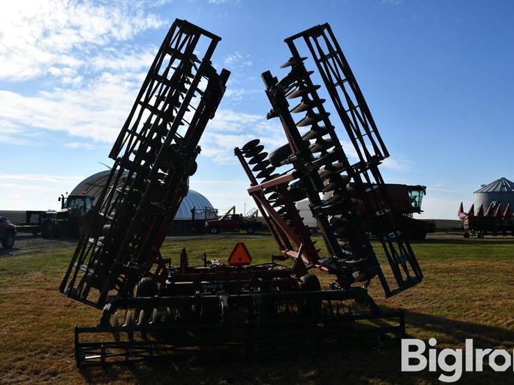 case-ih-3950-image-6