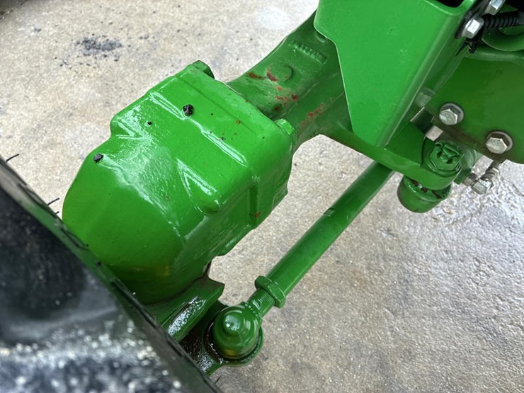 john-deere-3033r-image-37