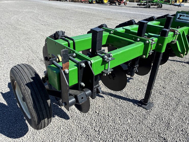 #113973-•-unverferth-7x-zone-builder-ripper-#a41470499-image-35