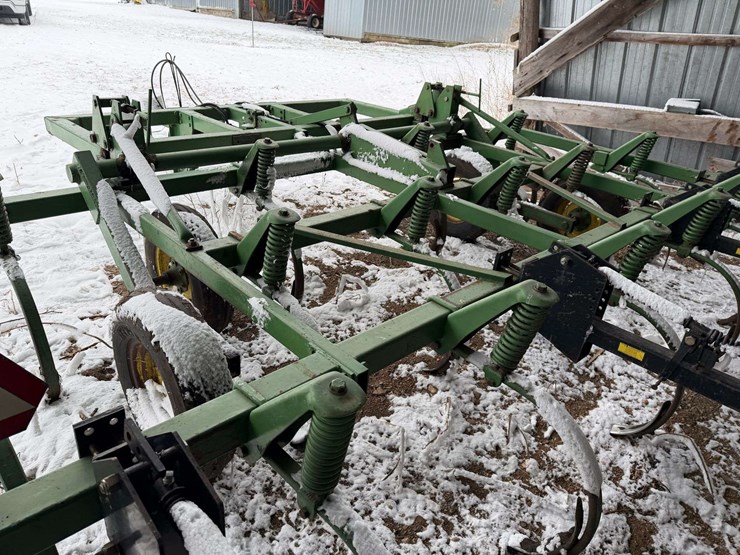 john-deere-17-image-23