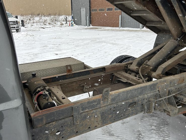 2001-ford-f450-xl-image-54