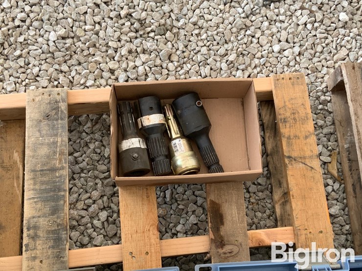 pallet-of-heavy-drop-cords-&-pto-adapters-image-11