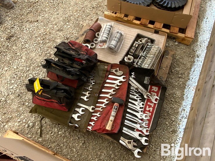 pallet-of-farm-support-image-7