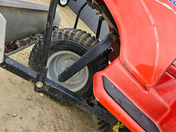 #3036-•-smithco-super-star-sand-trap-rake-image-34