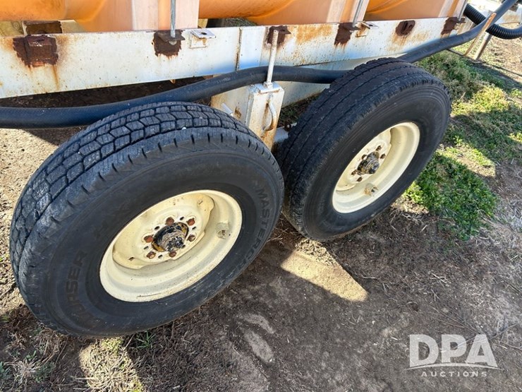 liquid-nurse-trailer-(cp1346,-tank-2131,-unit-92036)-image-6