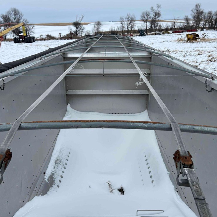 2004 WILSON HOPPER BOTTOM