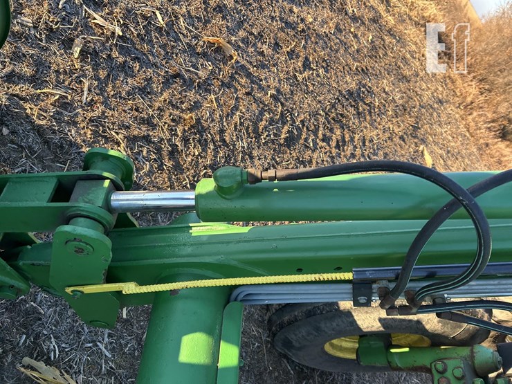 1983-john-deere-4650-image-17