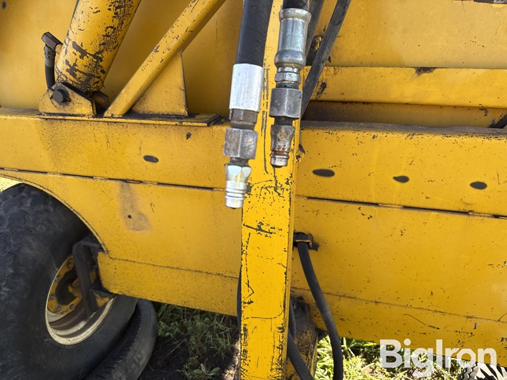 field-queen-inc-1408-forage-dump-wagon-image-10