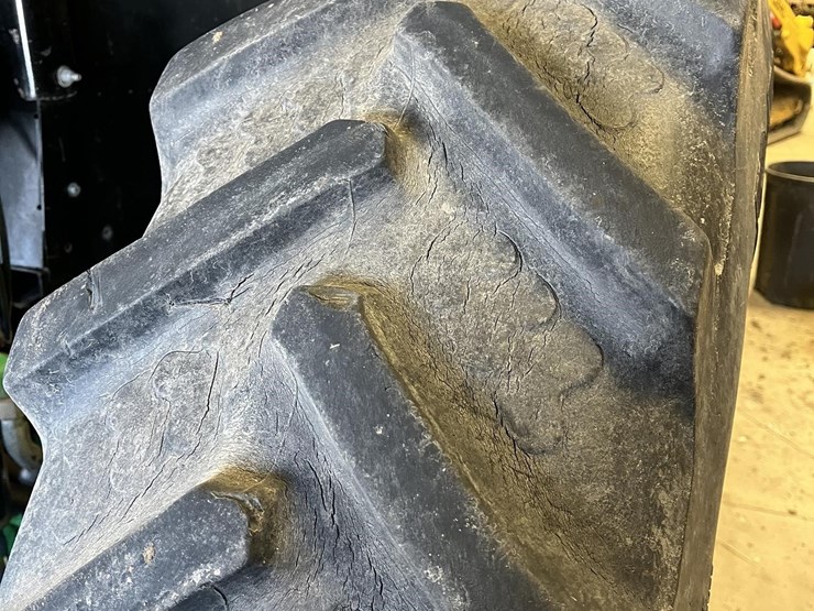 john-deere-7200-image-16