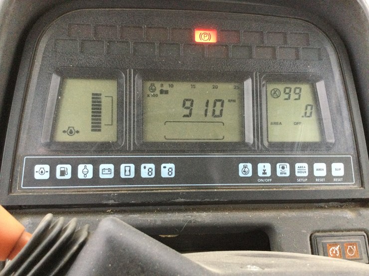 new-holland-190-image-14