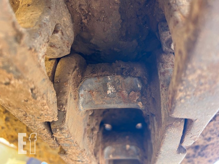 2015-deere-550k-lgp-image-18