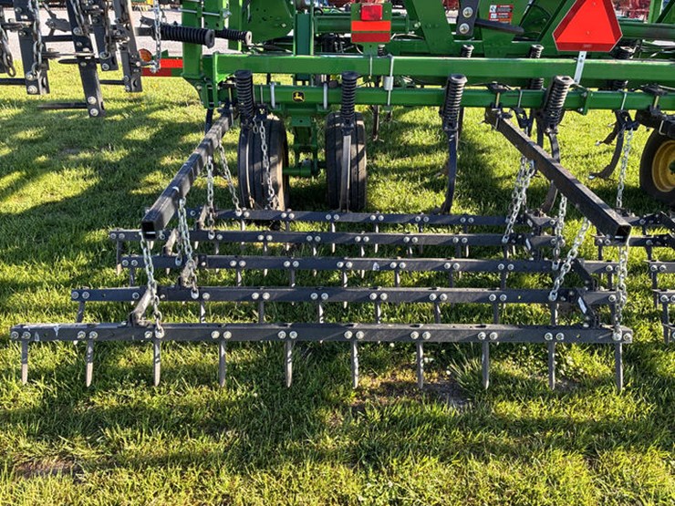 john-deere-2210-image-57