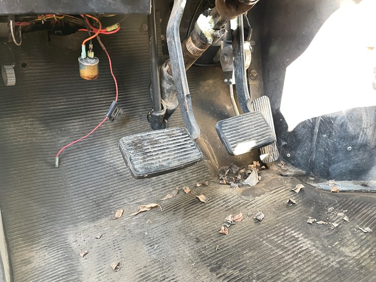 international-4700-image-22