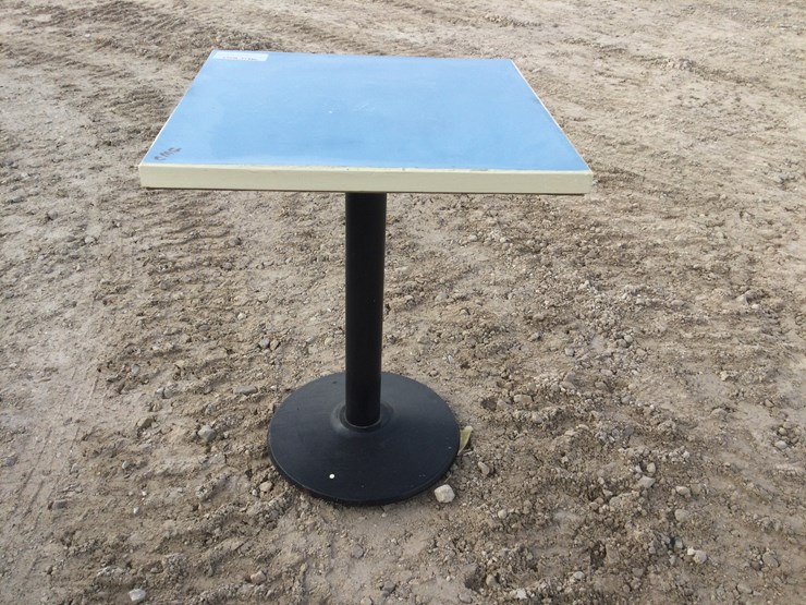 #4556-•-small-table-image-2