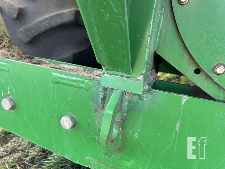 2010-parker-1348-image-30