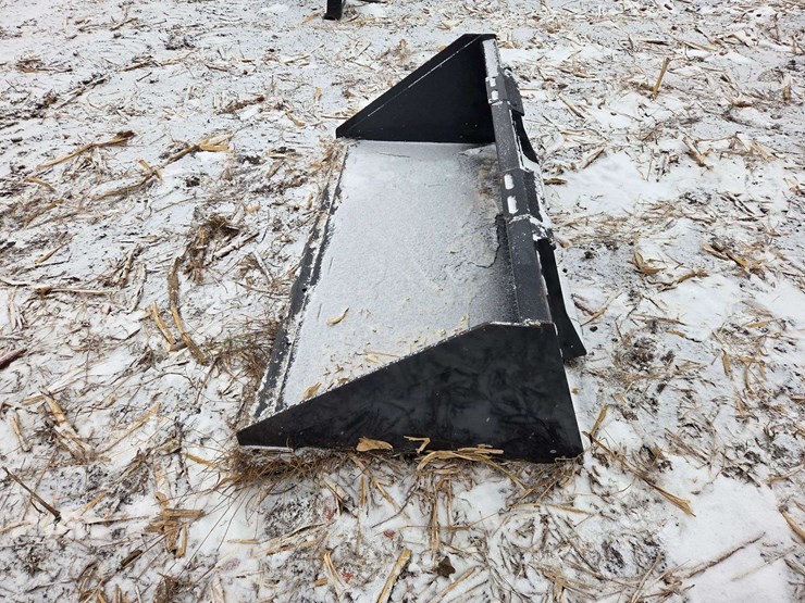 wolverine-74"-material-bucket-skidsteer-quick-attach-new.-this-item-is-located-in-south-dakota,-ther-image-4