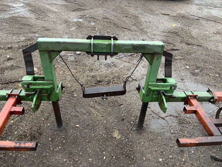 3pt-track-scratcher,-wing-lift-image-5